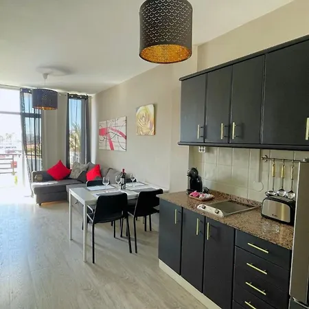 Front Yumbo 2bedrooms Bayuca Apartment