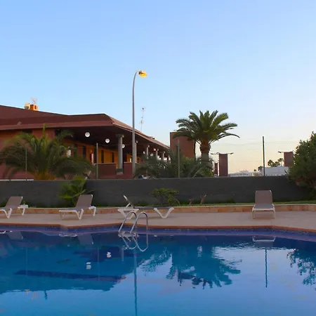 Front Yumbo 2bedrooms Bayuca Apartment *